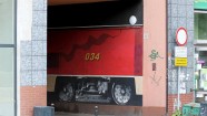 9113_814 straßenbahnlastige Wandmalerei tram mural
