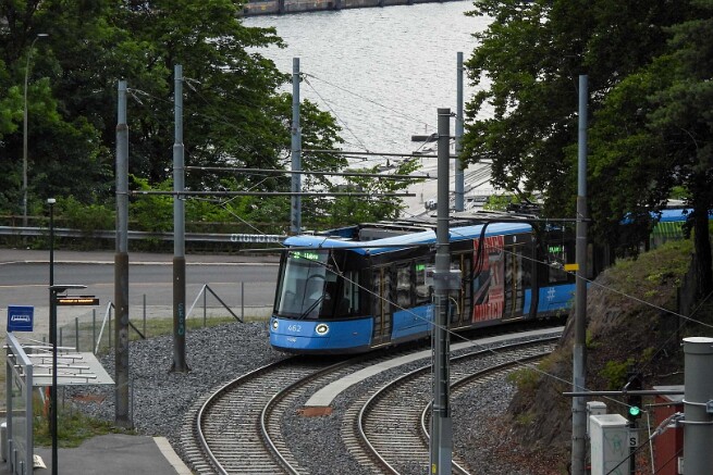 SL 18 - Niederflur-low floor Die SL (für Sporvogn Ledd) 18 (bestellt im Jahr 2018), sind fünfteilige CAF Urbos 100. Der Linienbetrieb mit ihnen wurde...