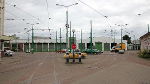 Remise Betriebshof Depot Die Betriebshöfe Posens sind relativ gut einsehbar - und bieten auch so manches Schmankerl. The depots of Poznań are...