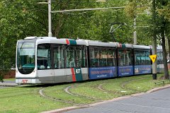 Citadis 2060 Insgesamt wurden 113 Straßenbahnen geliefert. A total of 113 trams were sold to Rotterdam.