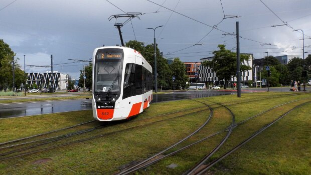 Aktuelles 2025 - actual 2025 Die Lieferung der 23 Pesa Twist wurde abgeschlossen, das Streckenentz nicht nur weiter saniert, sondern auch erweitert...
