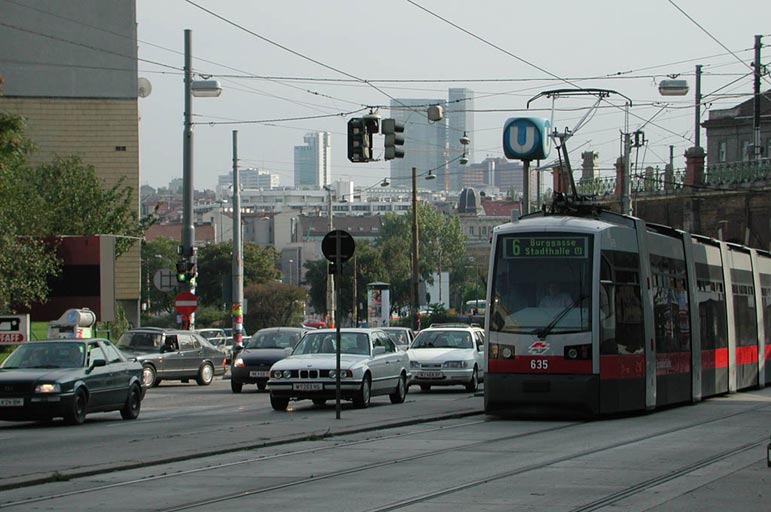 B635