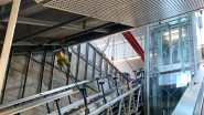 9131_299 26.7.23: die neue Rolltreppe wird eingebaut. 26.7.23: the new escalator is installed.
