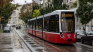 IMG_1555 Einige Kurse der Linie 18 wurden nach Meidling umdirigiert. Some line 18 trams were diverted to Meidling.