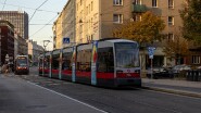 Linie-33_Wien_9139_039 Hier unser einziges Bild mit einem langen Ulf auf der Linie 33. (18.10.2024) Here is our only photo with a long Ulf on line 33.