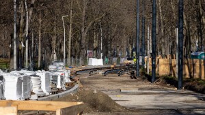 Verlängerung 18 / extension 18 Bis zum 19. Dezember 2025 wurde die Linie 18 verkürzt bis St. Marx geführt, so konnte die Gleislage in der...